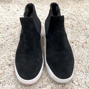 Steve Madden sneakers
